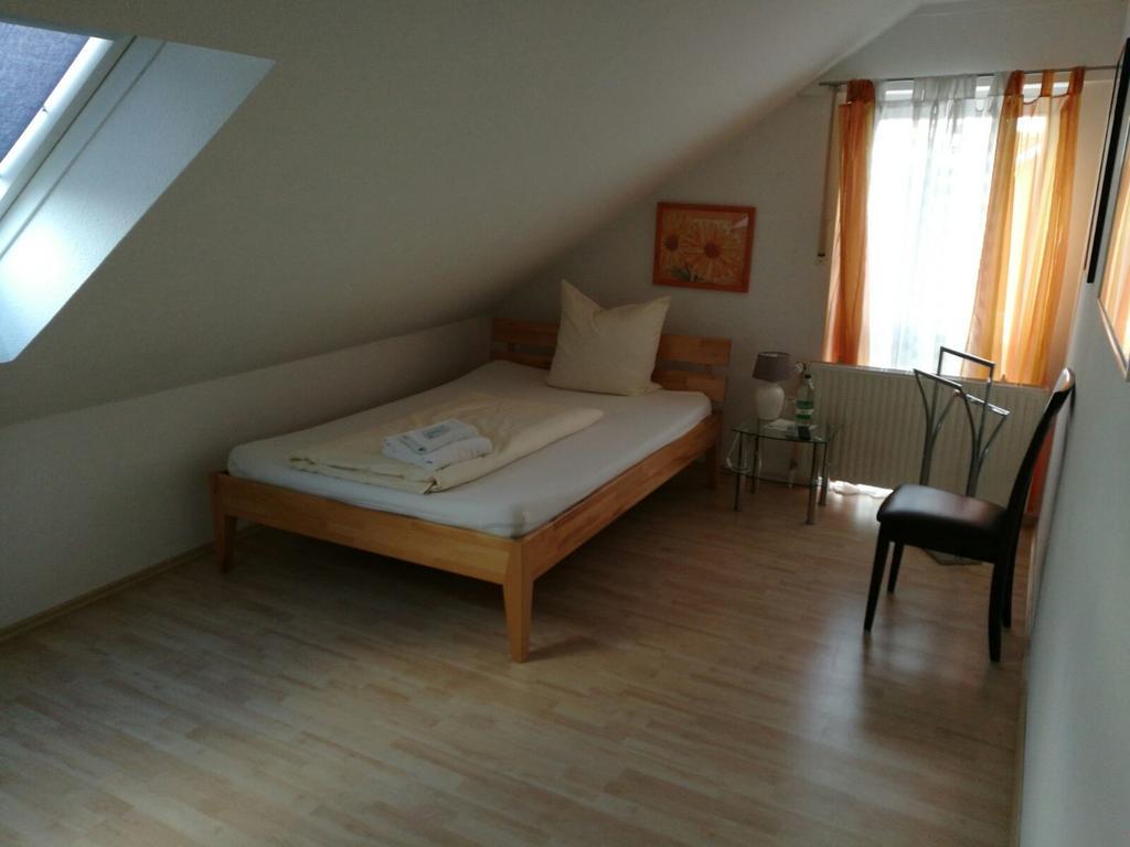 Hotel Zur Dicken Eiche Munster  Exteriör bild
